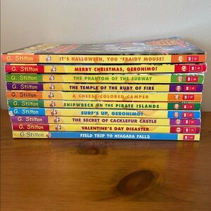 Geronimo Stilton Paperback Book Bundle #2
